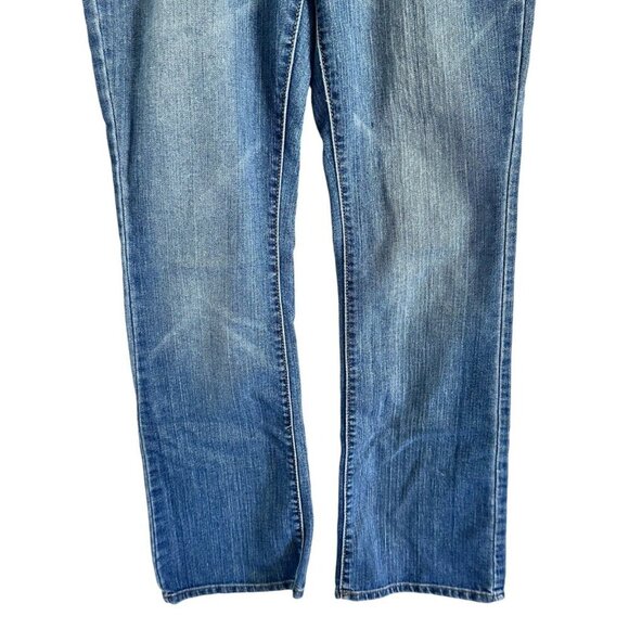 Old Navy The Flirt Bootcut Leg Jeans Women's 2 Short Blue Low Rise Medium Wash - Picture 9 of 12